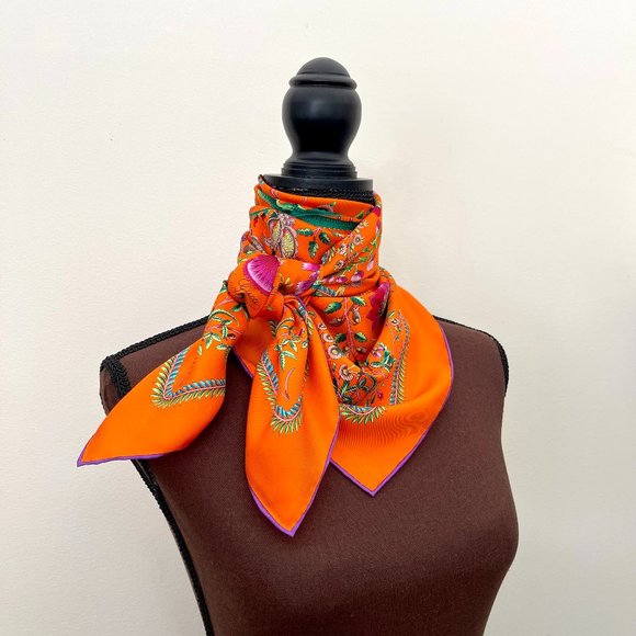 New Gucci Scarf Floral Orange Green Multicolor Flora Silk Wrap - Picture 14 of 16